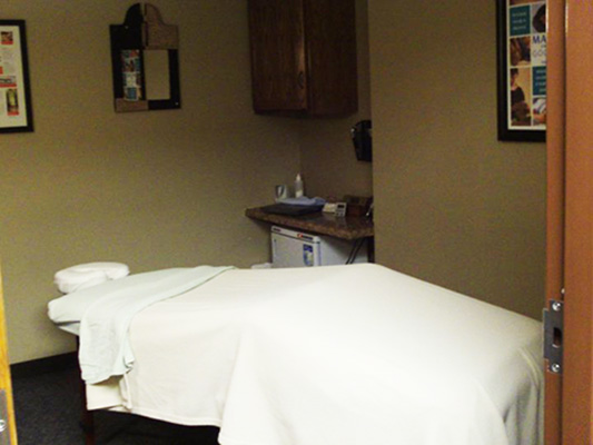 Chiropractic Cottage Grove MN Office Massage Room